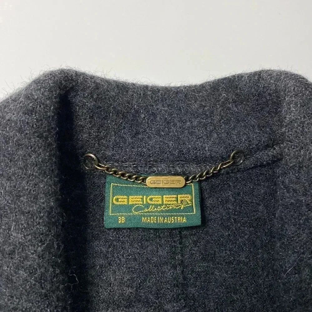 Geiger Collections Made in Austria Coat - Picture 4 of 11
